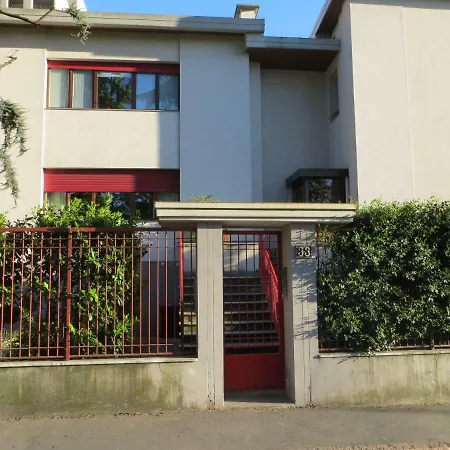 Oca Grassa Milano